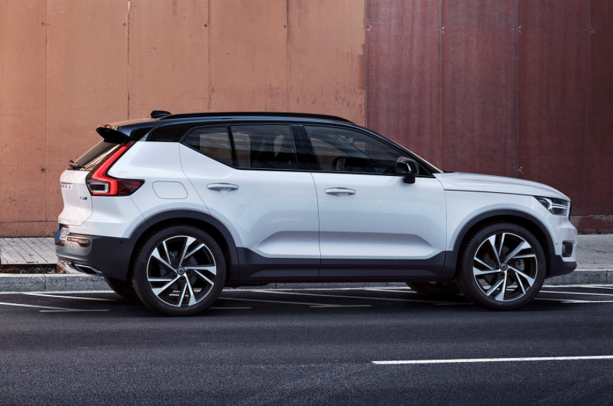 2024 Volvo XC40