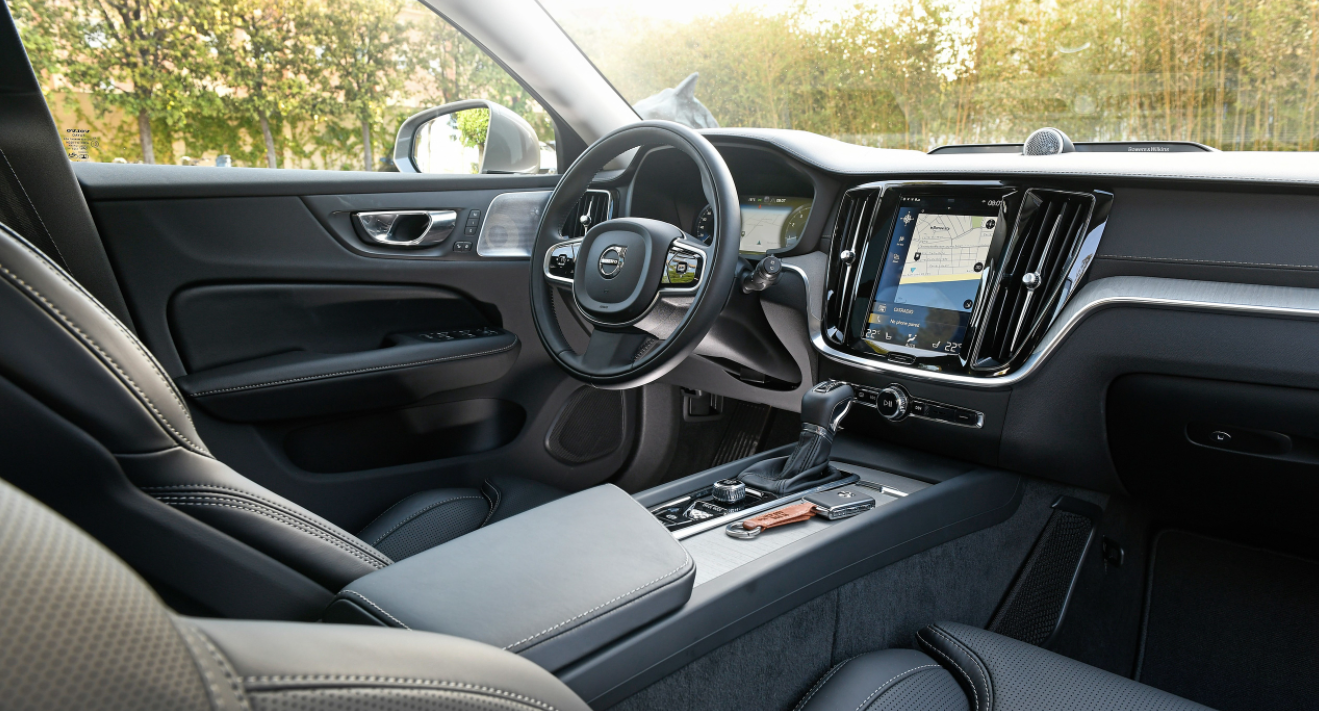 2024 Volvo S60 Interior