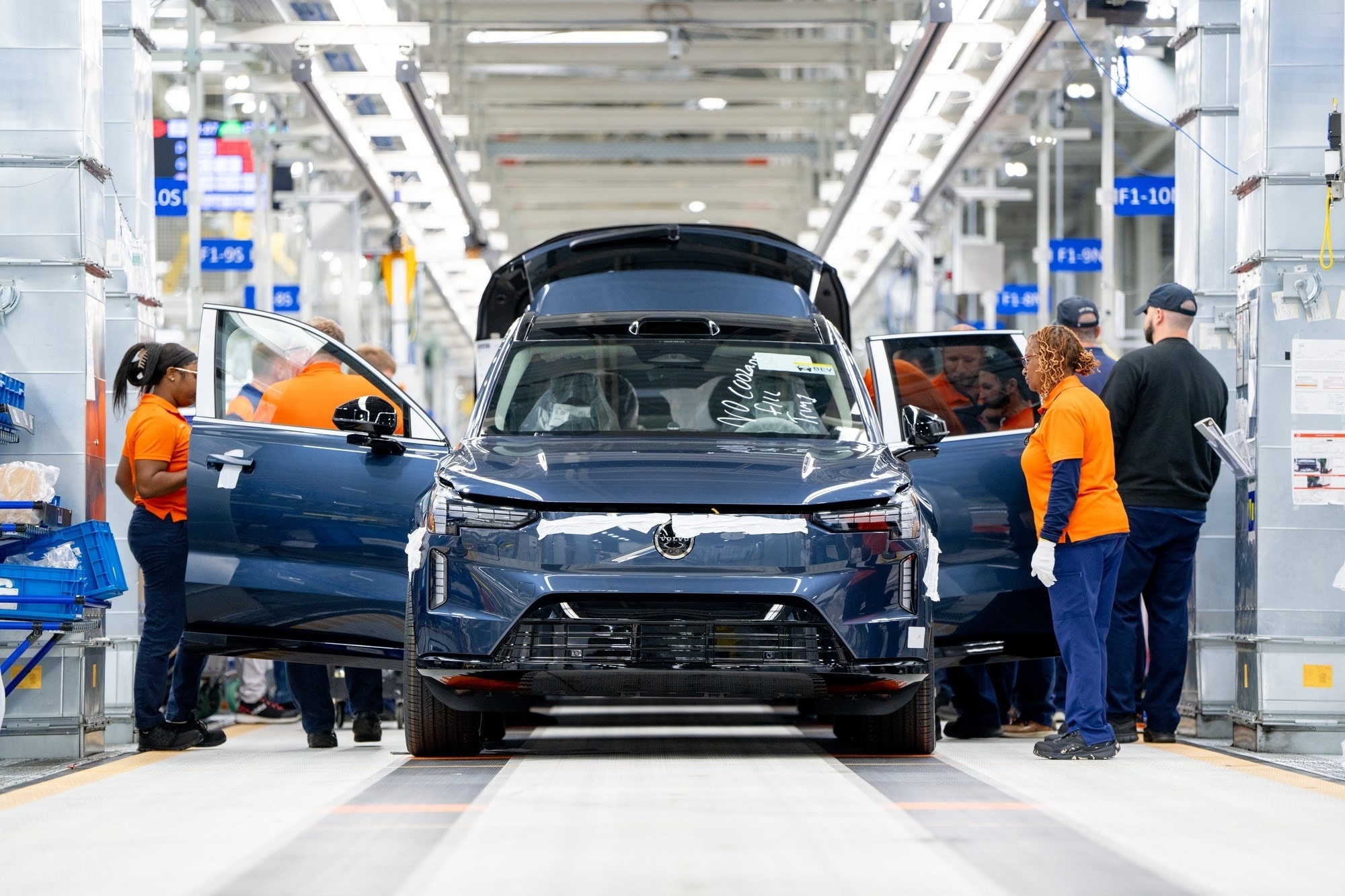 2026 Volvo All Electric Wagon Joins The Family Across Imagination Land  2026 Volvo All Electric Wagon Joins The Family Across Imagination Land