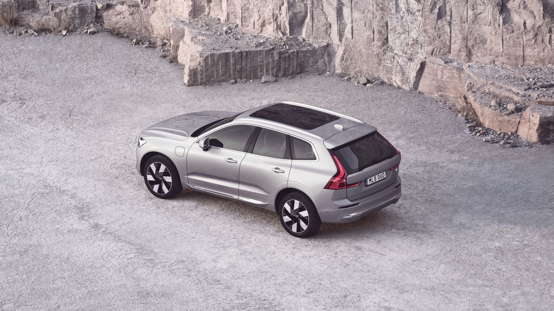 Volvo s Best Selling XC60 SUV Gets A Refresh For 2026 Volvo s Best Selling XC60 SUV Gets A Refresh For 2026